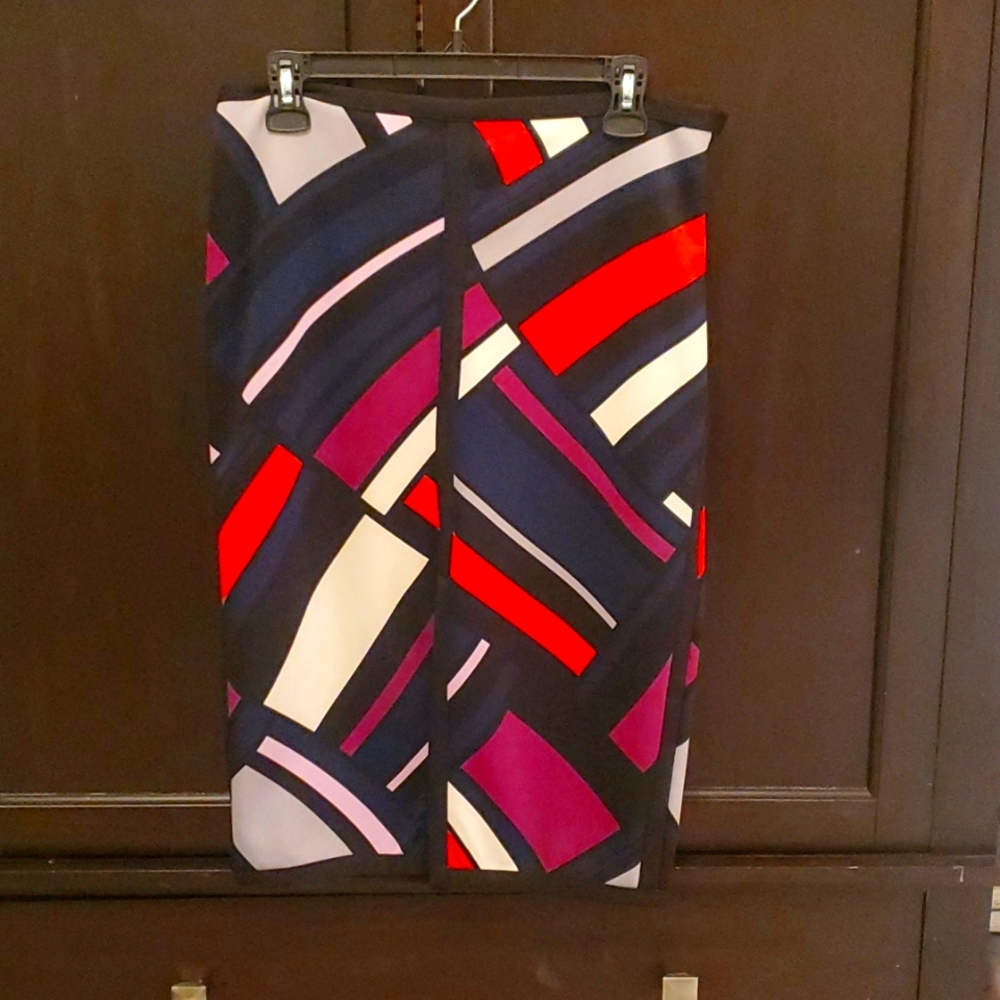 Skirt below knee length